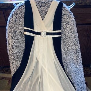 Women’s black and white Party dress